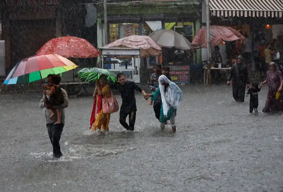 UP Weather Today