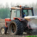 Fertilizer Broadcaster Machine