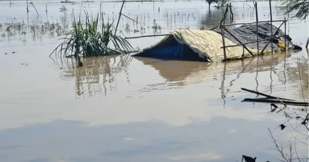 Yamuna river flood Delhi
